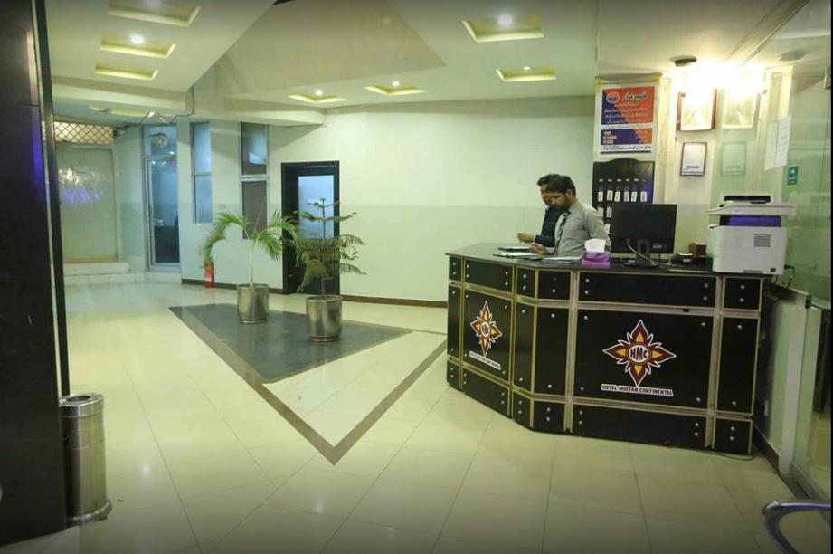 Hotel Multan Continental Zewnętrze zdjęcie