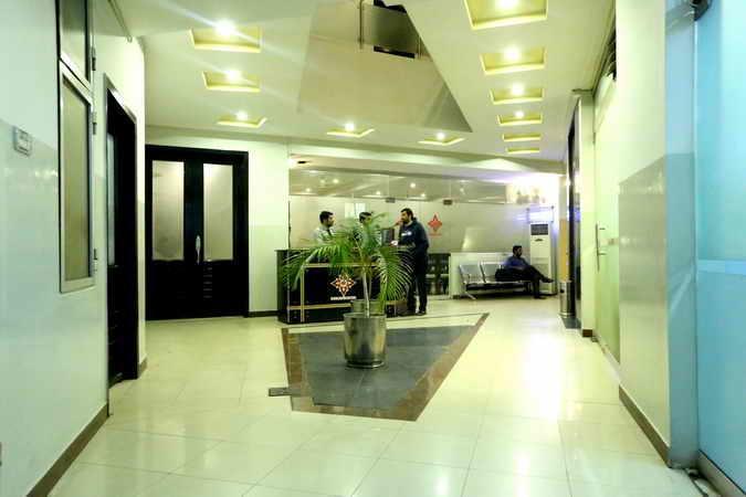 Hotel Multan Continental Zewnętrze zdjęcie