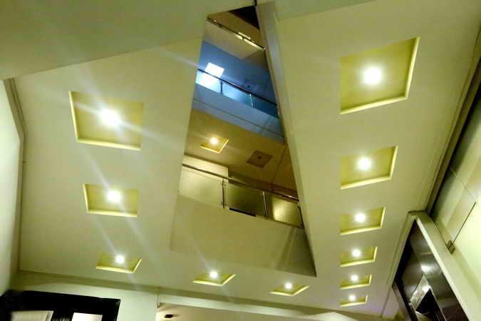 Hotel Multan Continental Zewnętrze zdjęcie