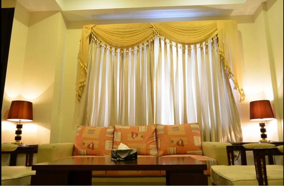 Hotel Multan Continental Zewnętrze zdjęcie